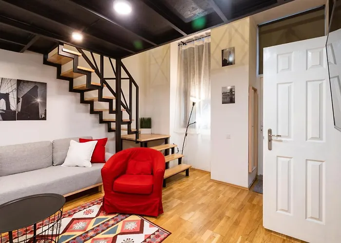 Modern Stylish @ Superb Location *