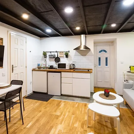 Apartmán Modern Stylish @ Superb Location *