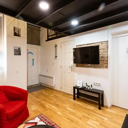 Modern Stylish @ Superb Location Apartmán *
